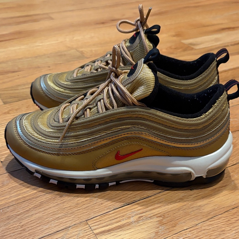 nike air max 97 gold metallic (2023) GS sz 6Y womens sz 7.5